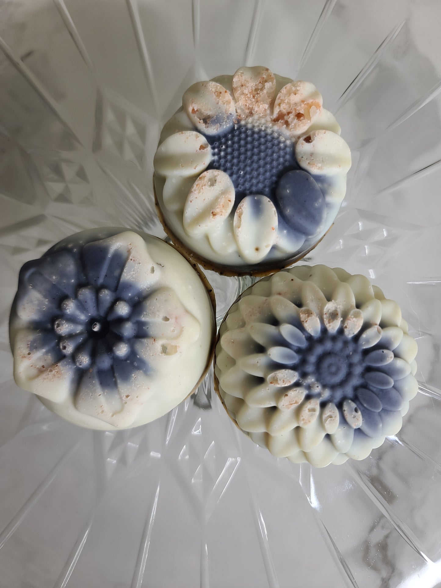 Just Beachy - Vanilla, Lemon, Lime, & Tea Tree Raw Goats Milk Soap.
