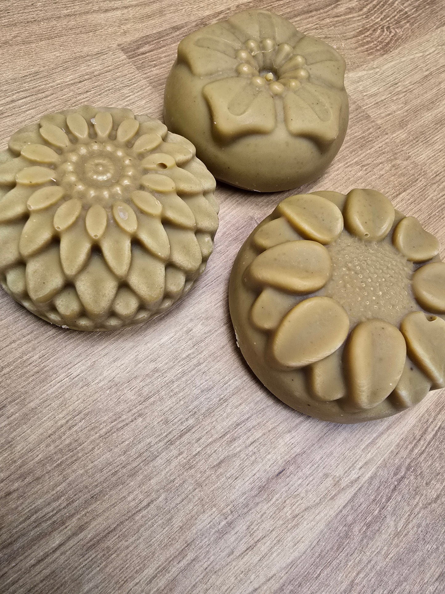 Vanilla & Peppermint Pumpkin Purée Raw Goat's Milk Soap