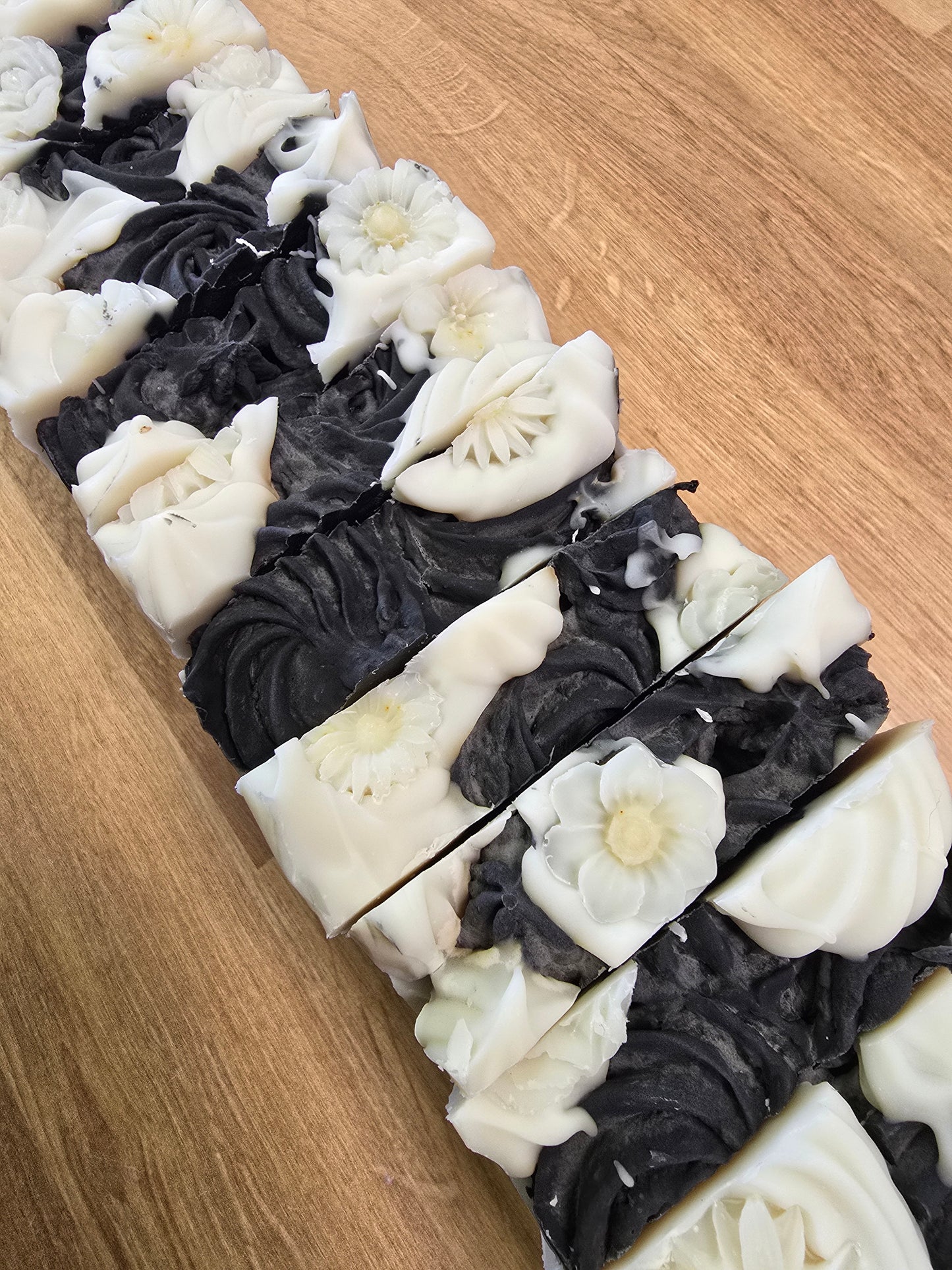 Bergamot, Vanilla, Lime Raw Sheep's Milk Soap