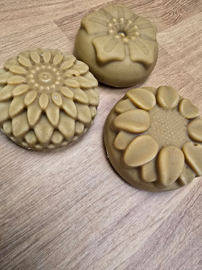Vanilla & Peppermint Pumpkin Purée Raw Goat's Milk Soap